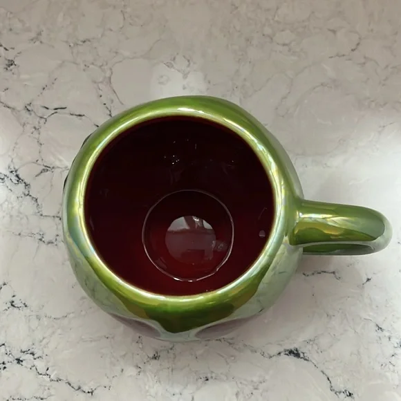 Disney Villians hand-painted poison apple 🍎 mug NWT - Picture 2 of 5